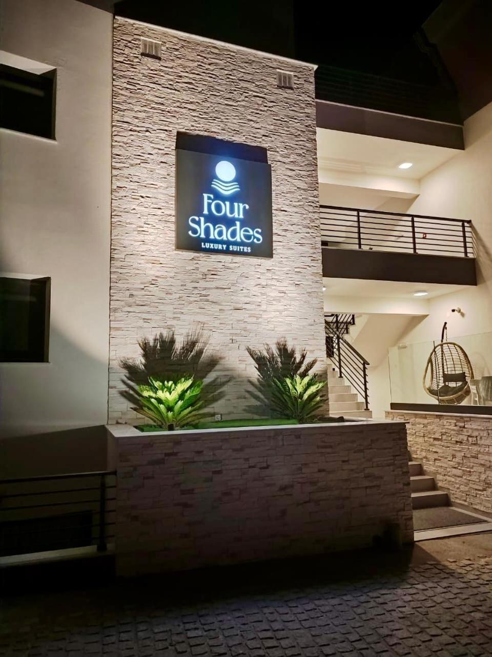 Four Shades Luxury Suites Sarti Eksteriør billede