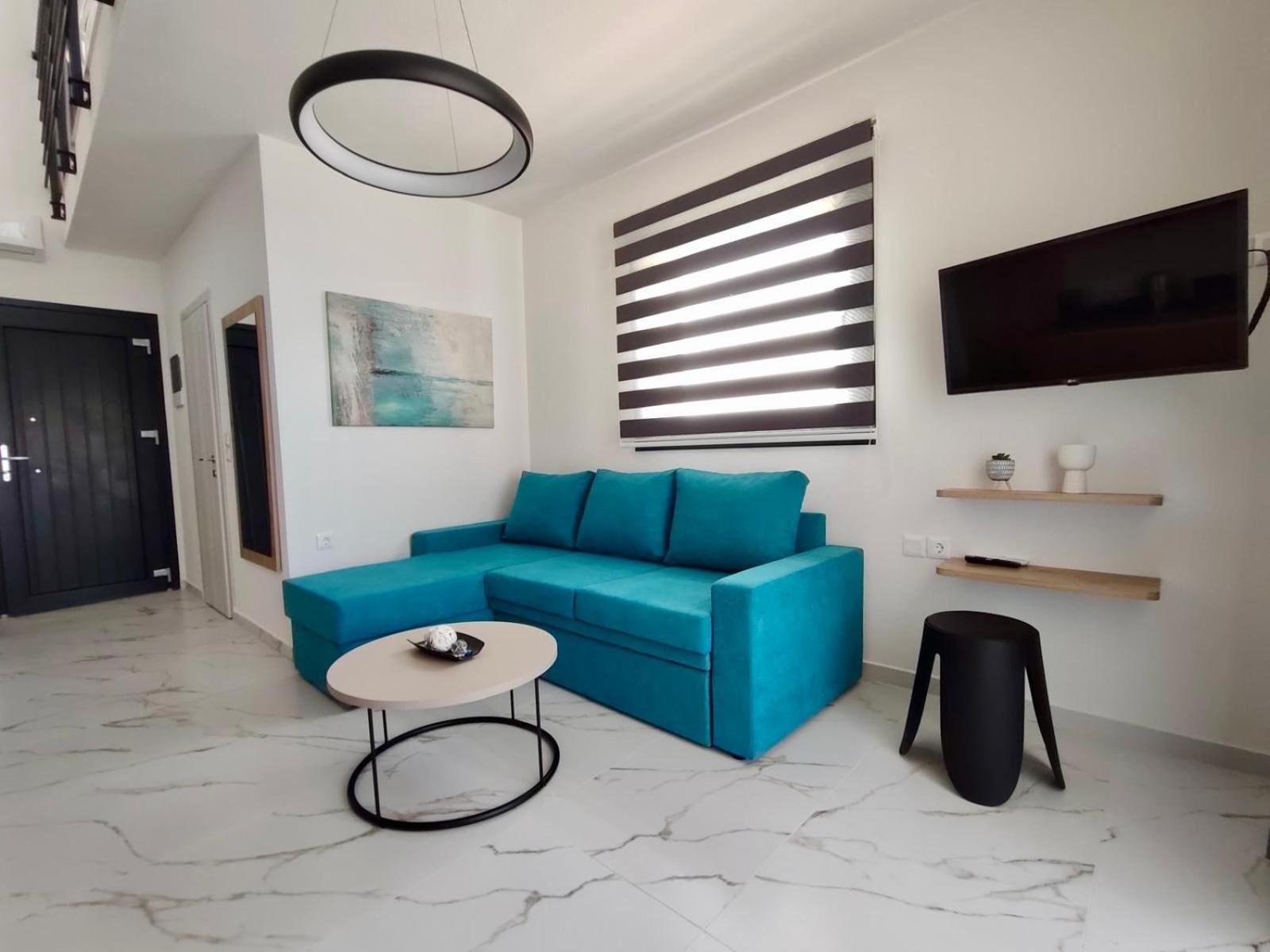 Four Shades Luxury Suites Sarti Eksteriør billede