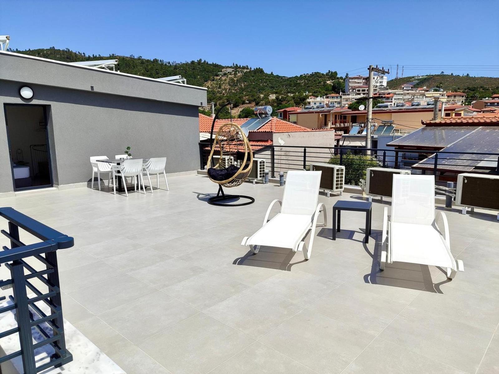 Four Shades Luxury Suites Sarti Eksteriør billede